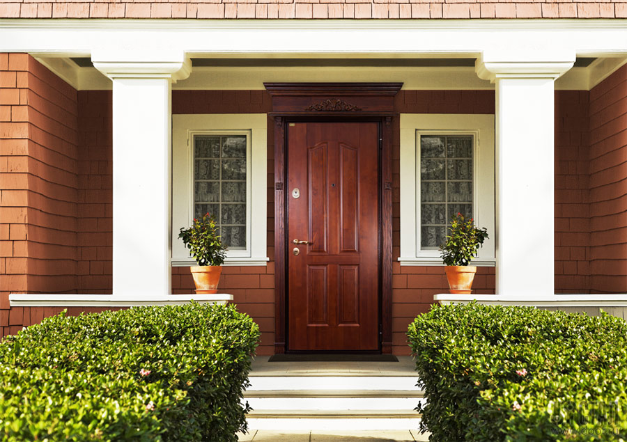 Как выбрать правильные входные двери в дом